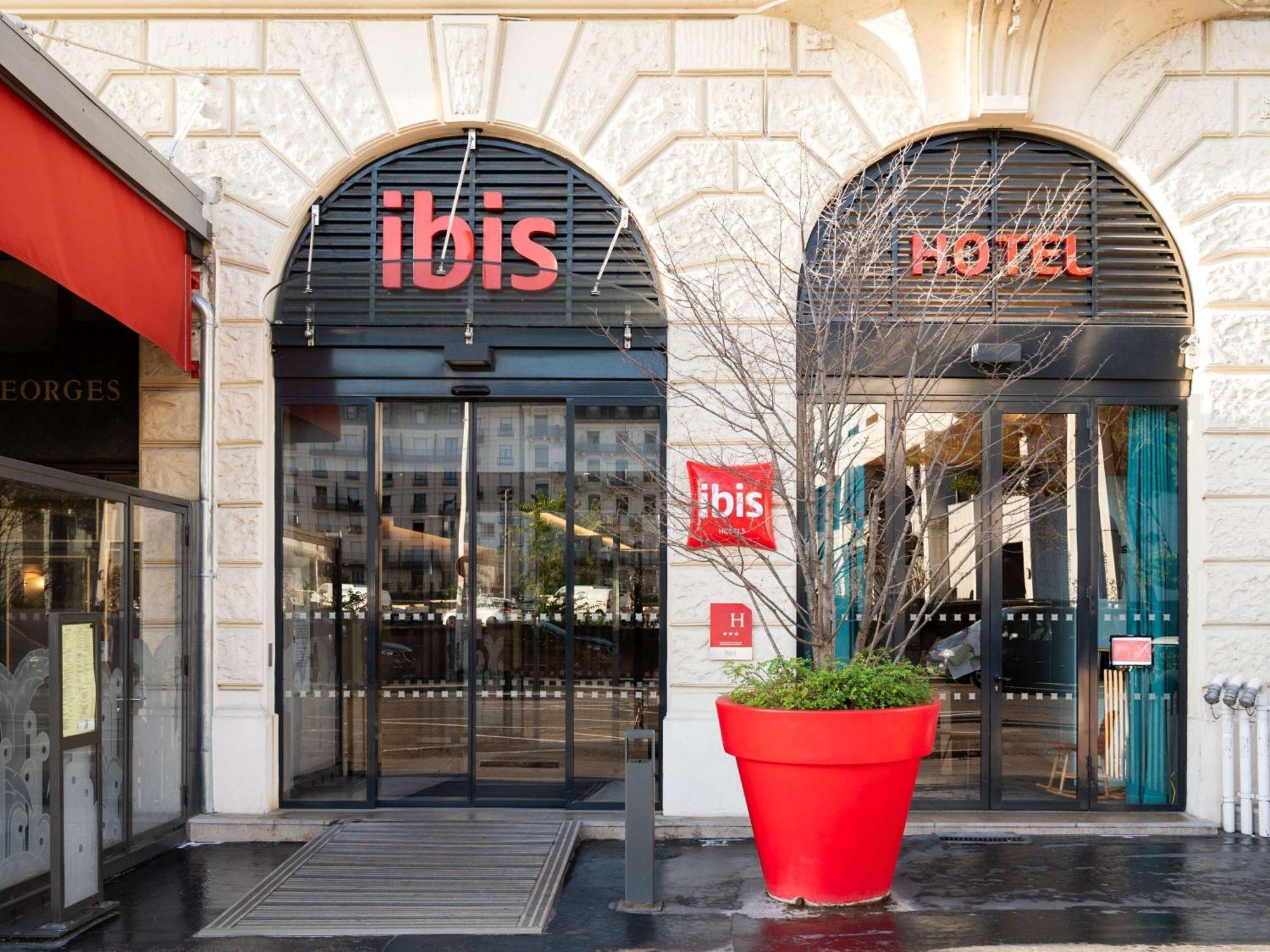 Ibis Lyon Centre Perrache Hotel Exterior foto